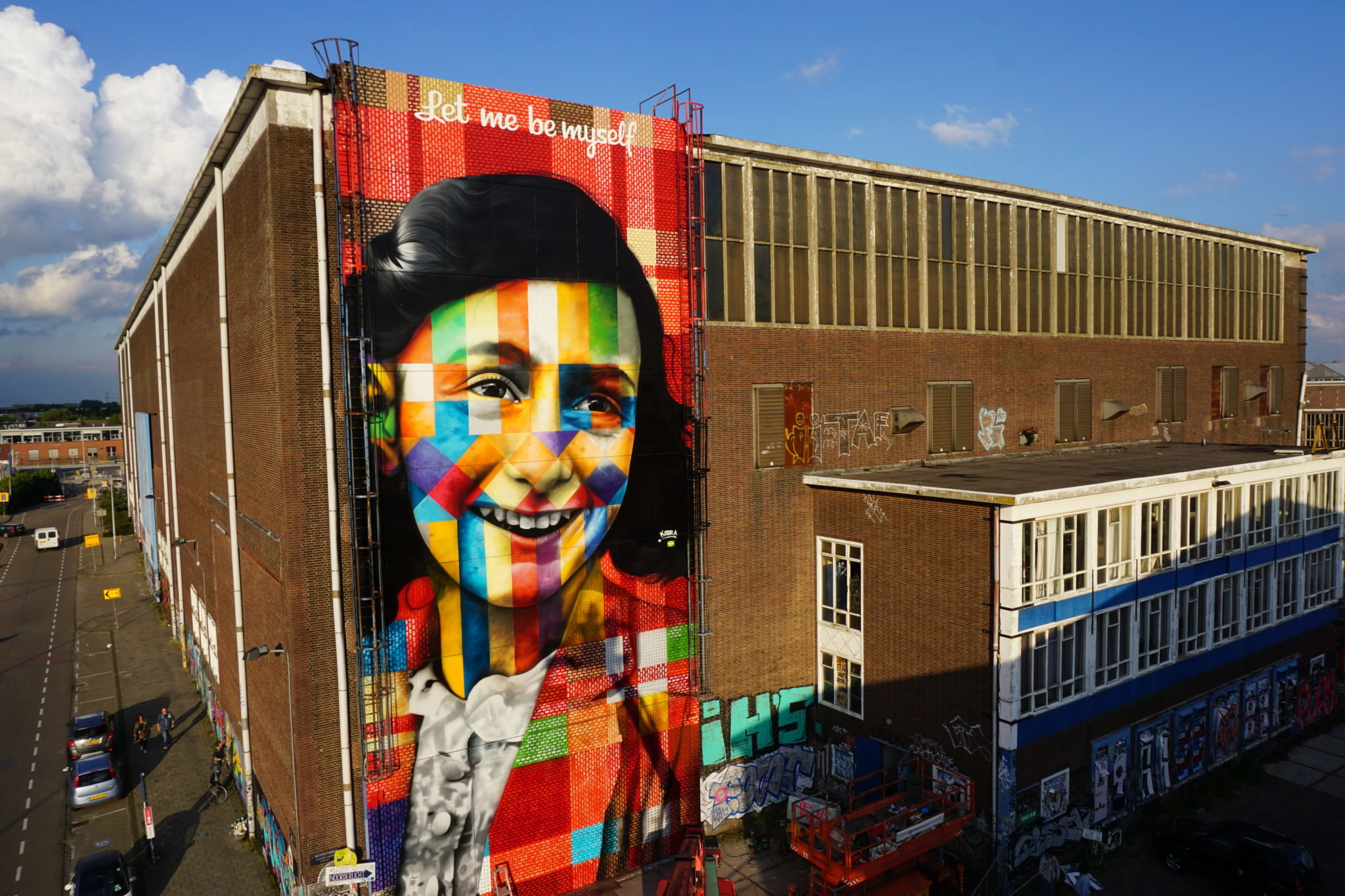 The Anne Frank mural in Amsterdam, by Eduardo Kobra